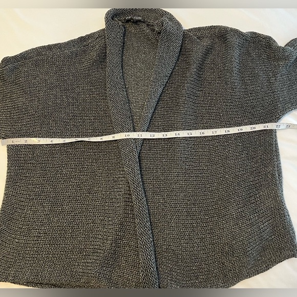 Two Eileen Fisher Short Sleeve Knit Cardigans Size Medium - Picture 11 of 16
